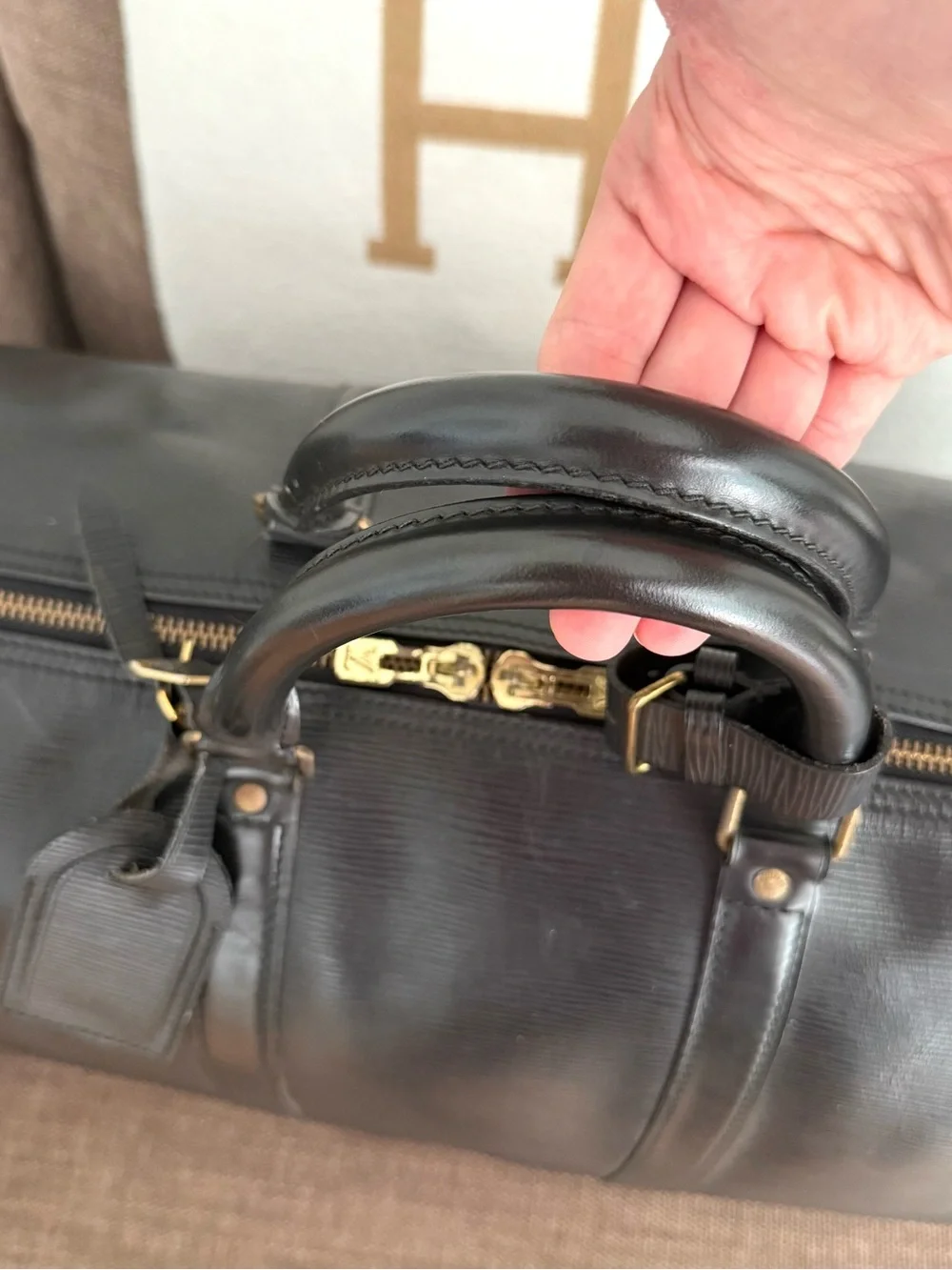 Authentic Louis Vuitton unisex Keepall 50 bag M42962 black Epi leather LV